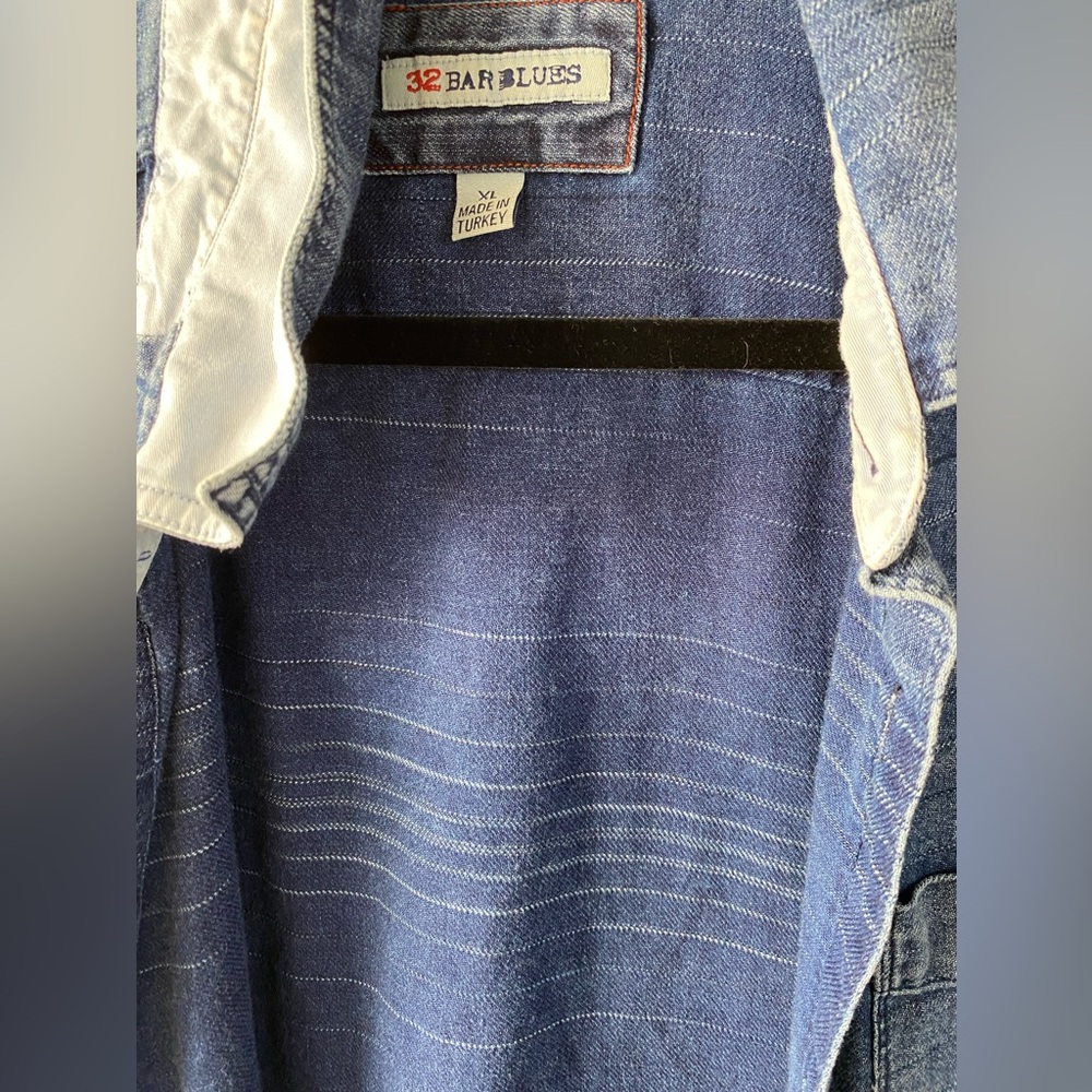 32 Bar Blues Mens Blue Chambray Striped Short Sleeve Button Down Shirt XL - Picture 9 of 9